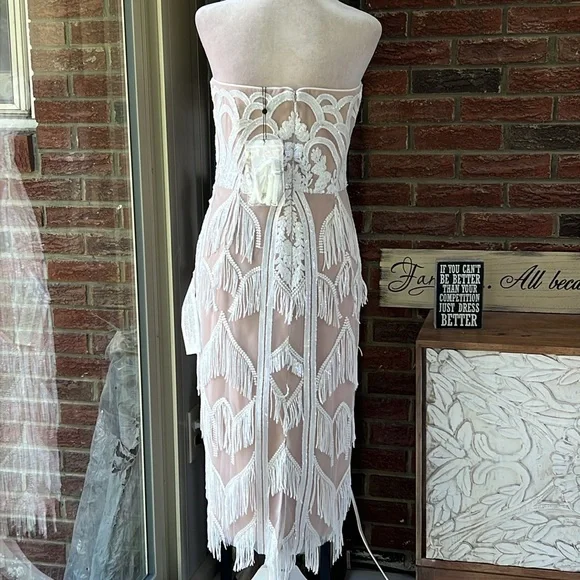 Dress The Population Viviana Embellished Mesh Midi-Dress Size Medium NWT